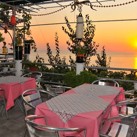 Sunset Skala Marion