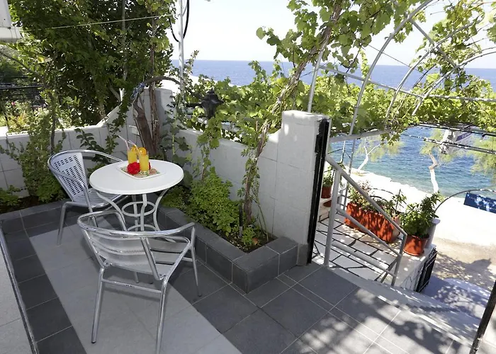 Sunset Skála Marión